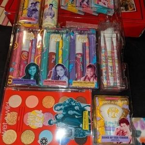 Saved by the Bell Makeup collection